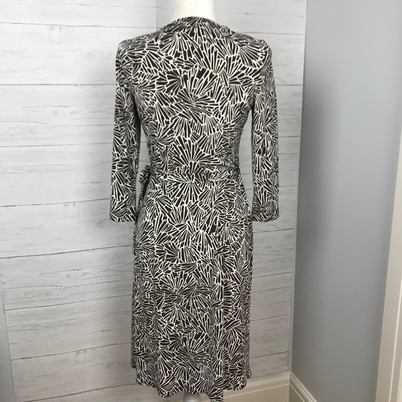 BCBGMAXAZRIA WRAP DRESS - Picture 6 of 8